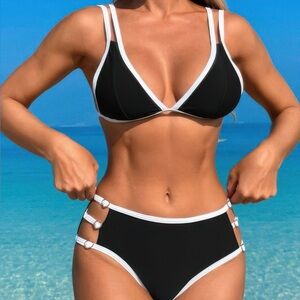 Two Pieces Color Block Cut Out Back Knot Bikini